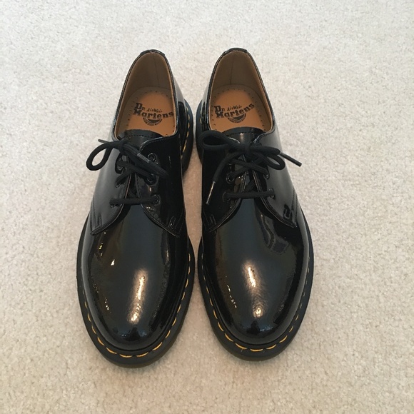 dr martens 1461 classic black patent flat shoes